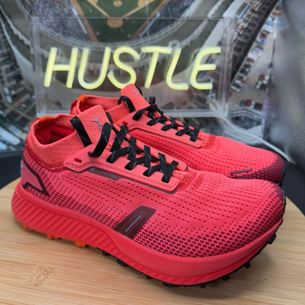 Flux Footwear Adapt Trail Runner Solar Red Knit Shoes Women’s 7/ Men’s 5.5